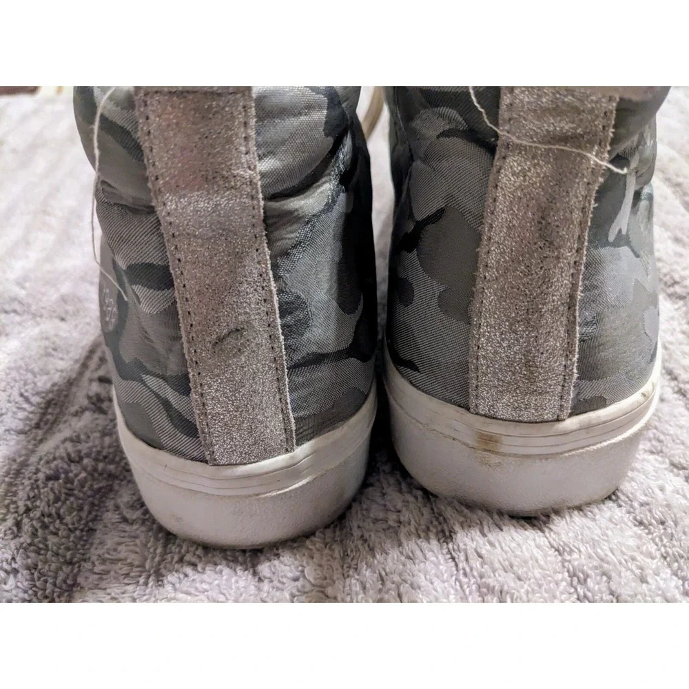 DKNY Womens Rivka Canvas Sporty High Top Sneakers Gray‎ Camo Silver Sz 9.5 M